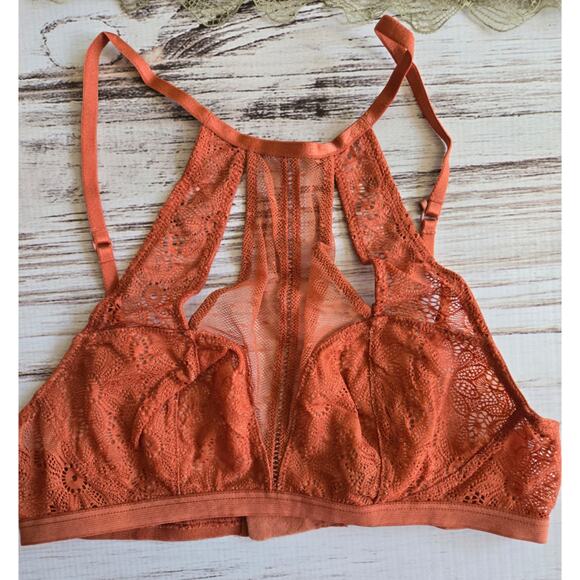 Victoria's Secret Halter Bralette Bundle sz Small New - Picture 5 of 6